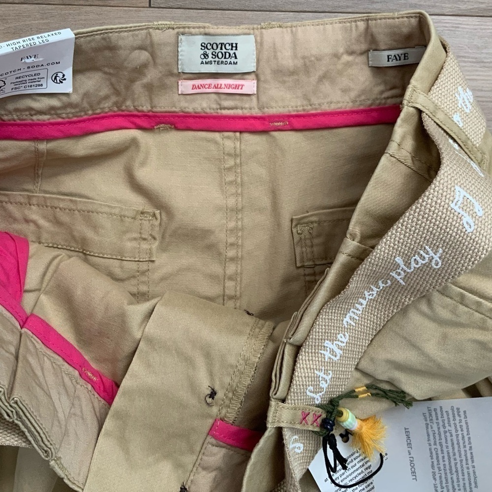 Scotch & Soda Faye High-Rise Relaxed Tapered Leg Paperbag Utility Pant - Picture 4 of 11